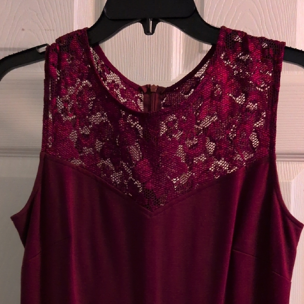 Elegant Burgundy Lace Dress
